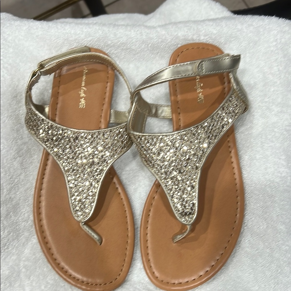 American Eagle Women’s Hold and Tan Sandals- Size 5.5